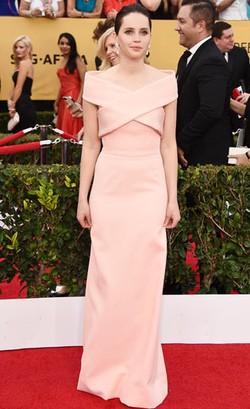 10 Selebriti dengan Karya Alexander Wang Untuk Balenciaga yang Ikonik