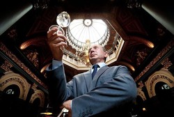 Hotel Ini Tawarkan Air Mineral Mewah dengan Harga Rp 500 Ribu Per Botol