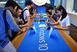 Gratiskan Windows 10, Microsoft Dapat Duit dari Mana?