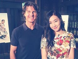 Jepret! Begini Gaya Tiffany SNSD dan Infinite Foto Bareng Tom Cruise
