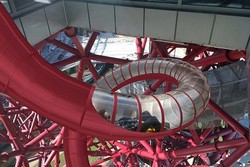 London Akan Bangun Perosotan Tertinggi & Terpanjang di Dunia