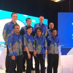 XL Rotasi Peran Direksi & Chief