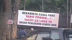 Spanduk Teror Go-Jek di Sudirman