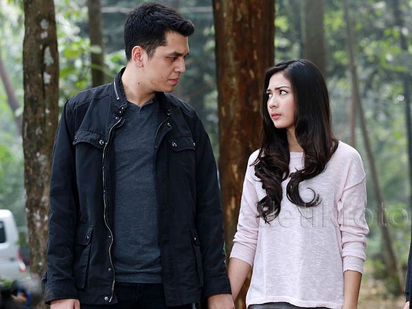 Jessica Mila dan Kevin Julio Gandengan Tangan