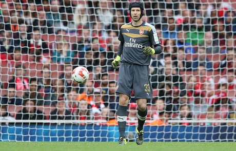 Ivanovic Minta Suporter Chelsea Tetap Hormati Cech