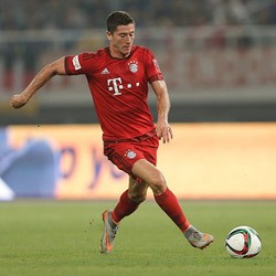 Lewandowski Senang Tak Lagi Harus Hadapi Vidal sebagai Lawan