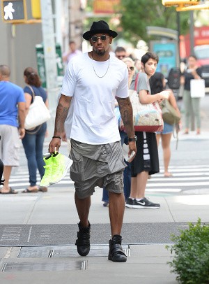 Boateng Jadi Pesepakbola Pertama yang Digandeng Label Milik Jay Z