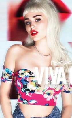 Miley Cyrus Rilis Lipstik Bersama MAC untuk Bantu Korban AIDS