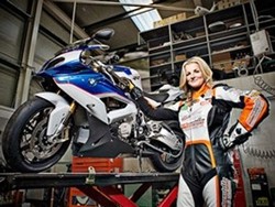 Tak Ingin Dipandang Sebelah Mata, 600 Lady Biker Akan Pecahkan Rekor Dunia