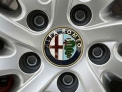 Alfa Romeo Siap Produksi SUV Pesaing BMW X3