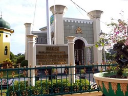 Mengenal Kisah Pria yang Jadi Nama Bandara di Istana Siak