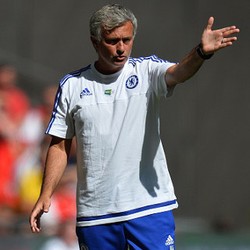 Mourinho Sebut Chelsea Main Lebih Baik