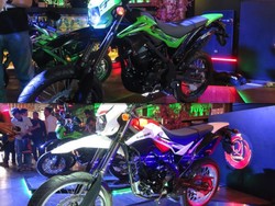 Ini Beda Kawasaki D-Tracker Special Edition dengan Varian Standar