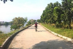 Ide Liburan: Sepedaan Asyik di Banjir Kanal Timur