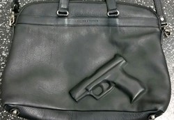 Awas, Pakai Tas Ini Malah Bisa Ditahan Petugas di Bandara