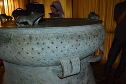 Melihat Gong Nekara Terbesar Se-Asia Tenggara di Selayar