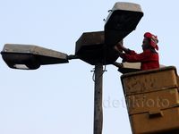 Perbaikan Lampu Penerang Jalan