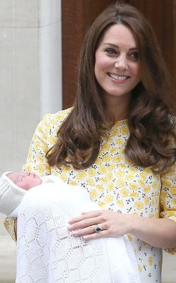 Ikuti Kate Middleton, Para Wanita Panggil Hairstylist ke RS Usai Melahirkan