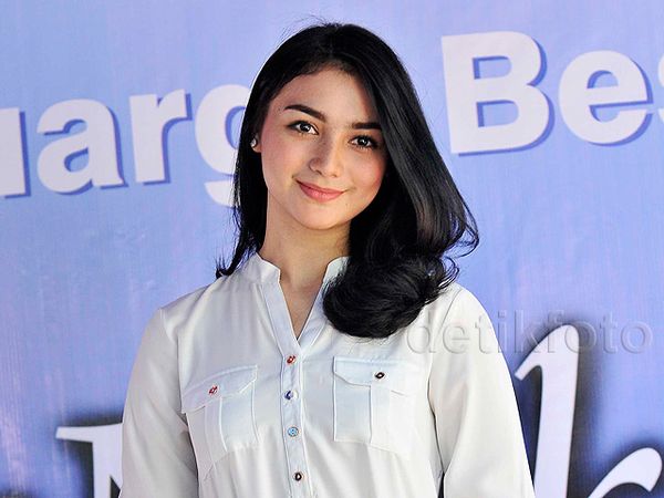 Boys, Citra Kirana Cantik Banget Tampil Kasual