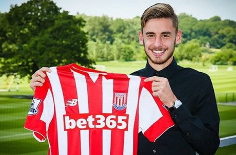 Stoke Datangkan Gelandang Muda Madrid Stoke Datangkan Gelandang Muda Madrid