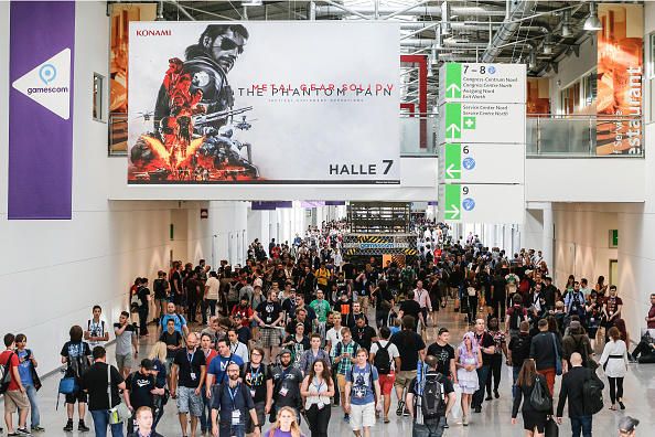 Ngegame Tiada Henti di Gamescom 2015