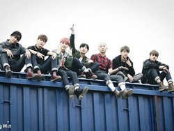 Bangtan Boys Sewa Gedung Bioskop untuk Nonton Fantastic Four Bareng Fans