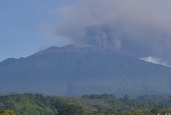 Sempat Ditutup karena Gunung Raung, Bandara Ngurah Rai Bali Kembali Dibuka