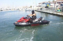 Nekat! Pria ini Traveling dari Finlandia ke Afrika Naik Jetski