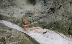 Kanada Punya Air Terjun dengan Perosotan Alami Paling Keren