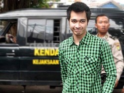 Sempat Gagal, Akhirnya Keluarga Bisa Temui Eza Gionino