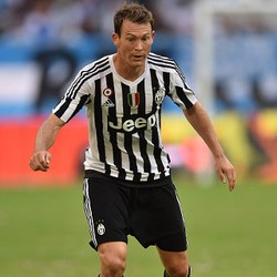 Lichtsteiner Soal Masalah Cedera Juve dan Label Favorit di Italia