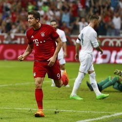 Gol Lewandowski di Menit Akhir Menangkan Bayern atas Madrid