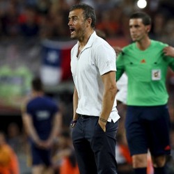 Enrique Puas Lini Belakang Barca Membaik