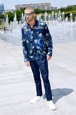 Zayn Malik Asyik Berpesta Pasca Putuskan Pertunangan dengan Perrie Edwards