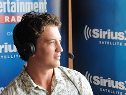 Disebut Kurang Ganteng untuk Jadi Aktor, Miles Teller Cuek