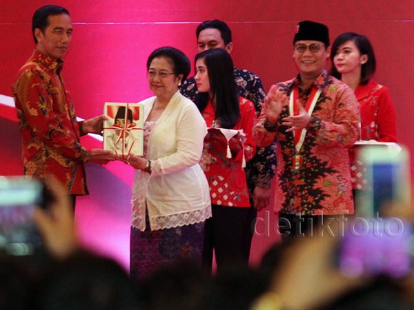 Jokowi dan Megawati Hadiri Kongres Alumni GMNI