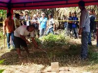 Polisi Bongkar Makam Rian di Garut