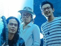 Demi Lagu Anak, Pay dan Sandy Canester Daur Ulang Cublak-cublak Suweng