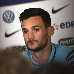 Belum Siap Tampil Penuh, Lloris Diprediksi Absen Lawan MU