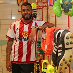 Sunderland Pinjam Yann MVila