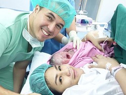 Selamat! Sissy Priscillia dan Rifat Sungkar Dikaruniai Anak Kedua