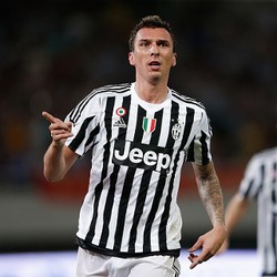 Gol Mandzukic dan Dybala Antar Juve Raih Piala Super Italia