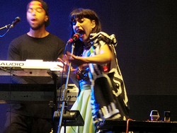 Kimbra Tampil Gila-gilaan di WTF 2015