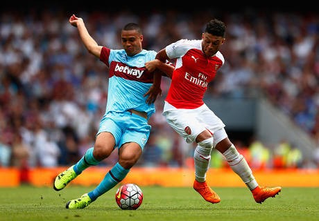Arsenal Dibungkam West Ham 0-2
