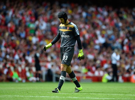 Mimpi Buruk di Laga Debut Cech