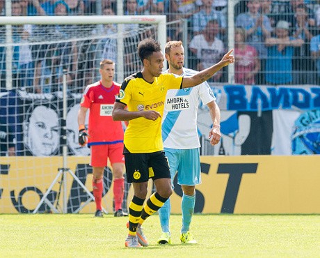 Dortmund Menang 2-0 atas Chemnitzer
