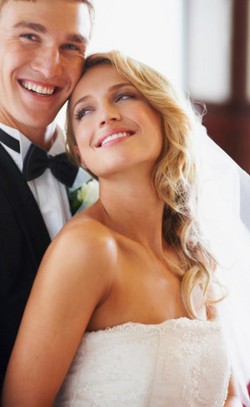 Mengadakan Pesta Pernikahan di Hari Kerja? Siapa Takut, Ini Alasannya!