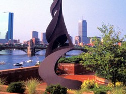 Miliarder Rusia Didenda Rp 8,6 M karena Palsukan Patung