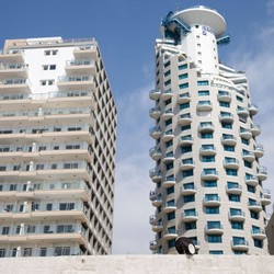 10 Bangunan Hotel yang Dianggap Terjelek di Dunia (1)