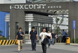 Foxconn Lebih Pilih Bangun Pabrik di India Ketimbang Indonesia